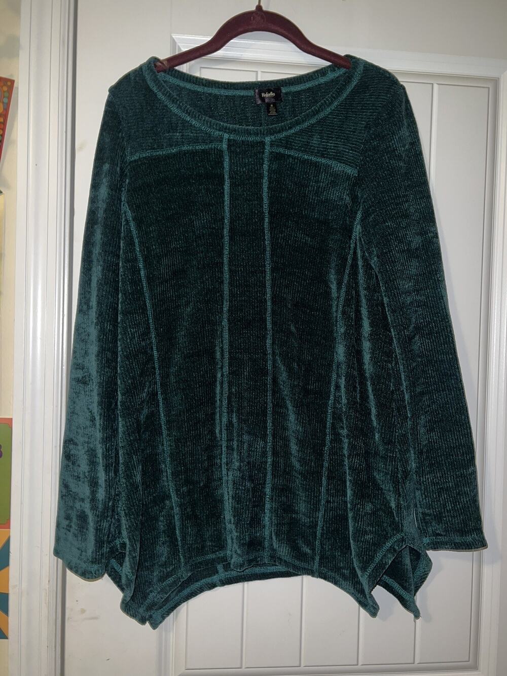 Rafaella hunter green soft sweater long sleeved fall medium comfort top